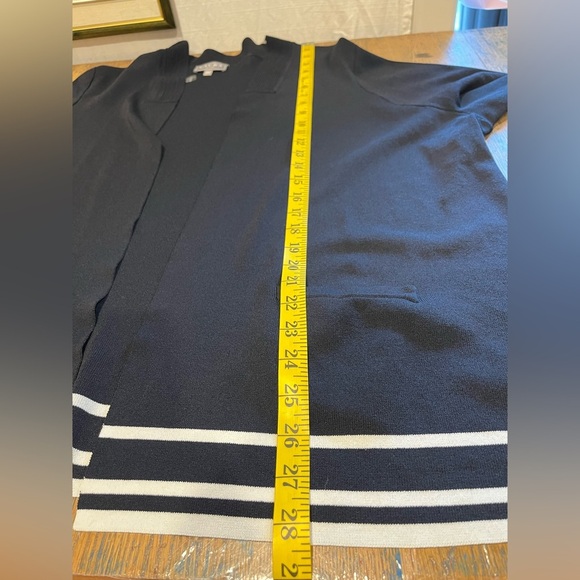 🖤 LAURA PLUS Black Cardigan with White Trim – Size 3X - Picture 8 of 8